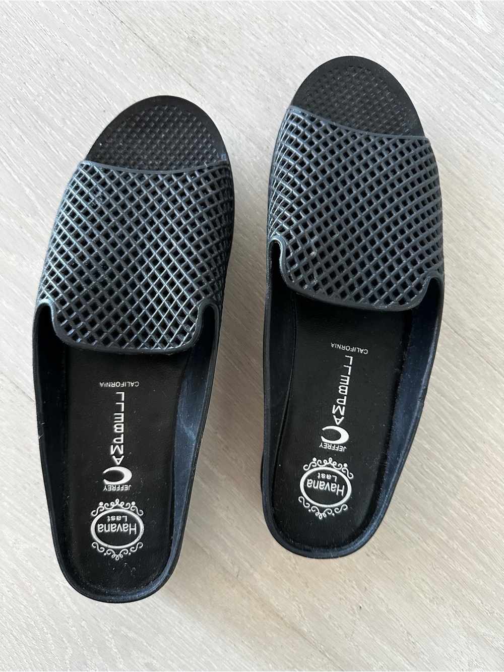 Jeffrey Campbell Havana Last Black Slip-On Jelly Flats